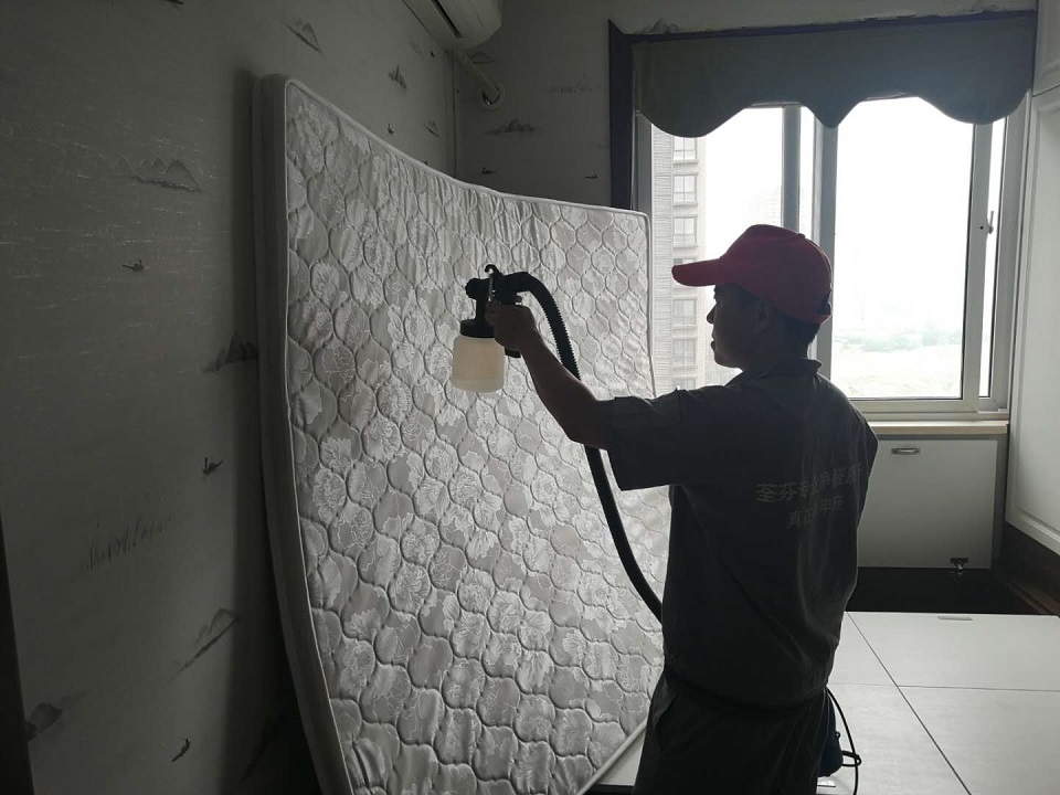 臥室床墊噴涂施工治理 臥室床墊噴涂施工治理