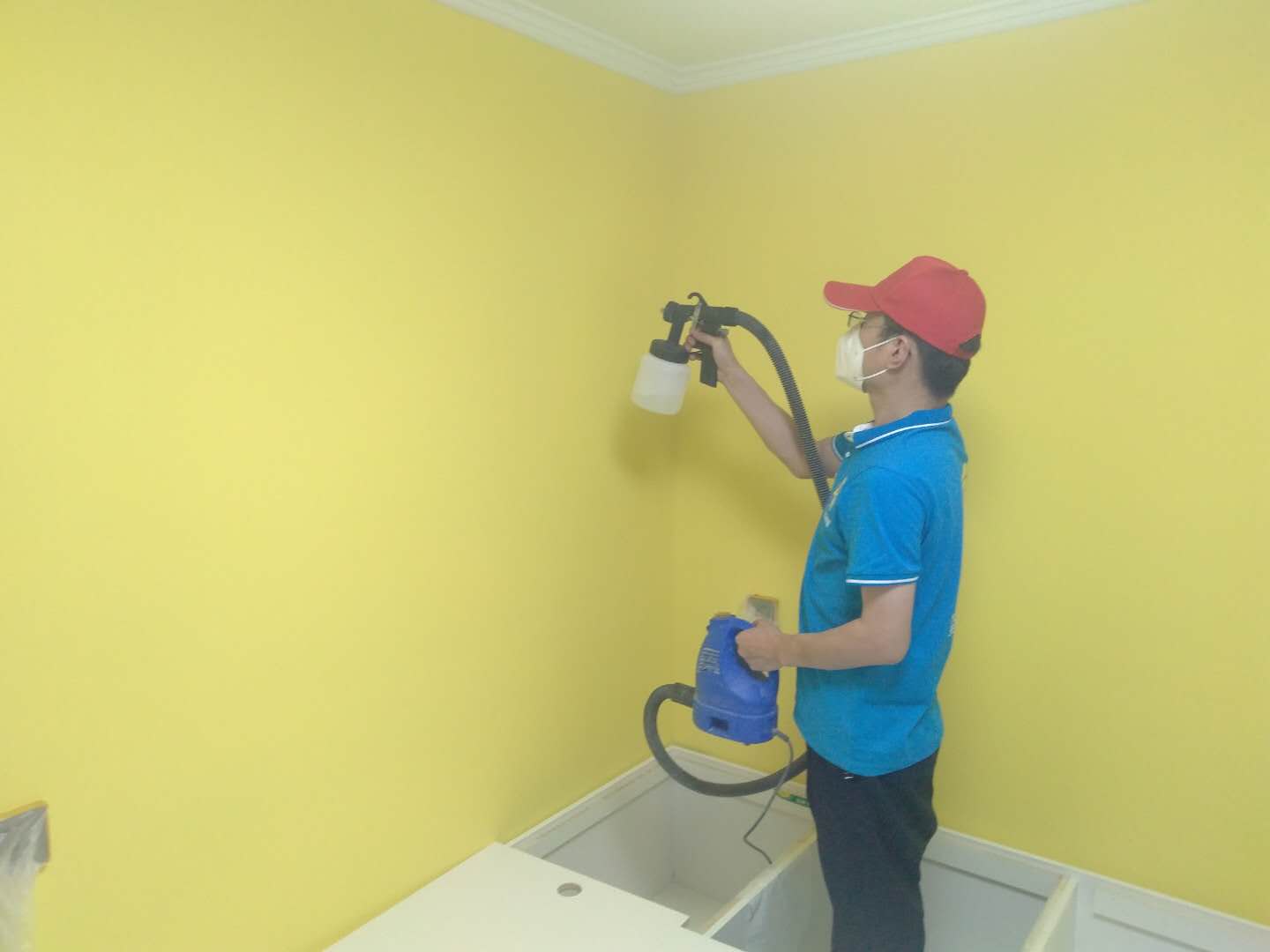 臥室墻面噴槍全方位施工治理甲醛 臥室墻面噴槍全方位施工治理甲醛