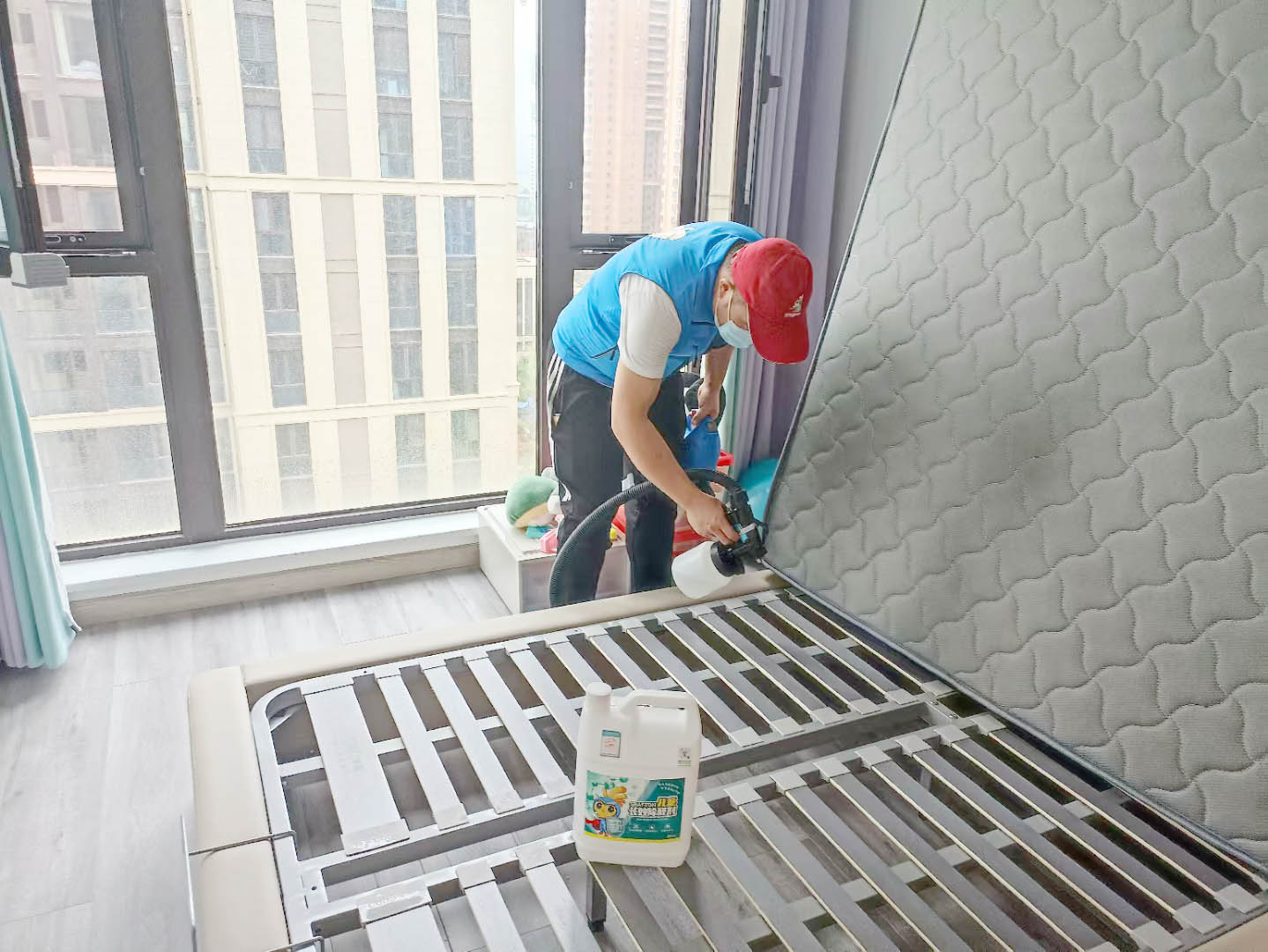 臥室床架龍骨噴涂治理 臥室床架龍骨噴涂治理